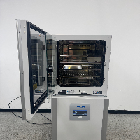 PHCBI Doublestack CO2 Incubator image 3